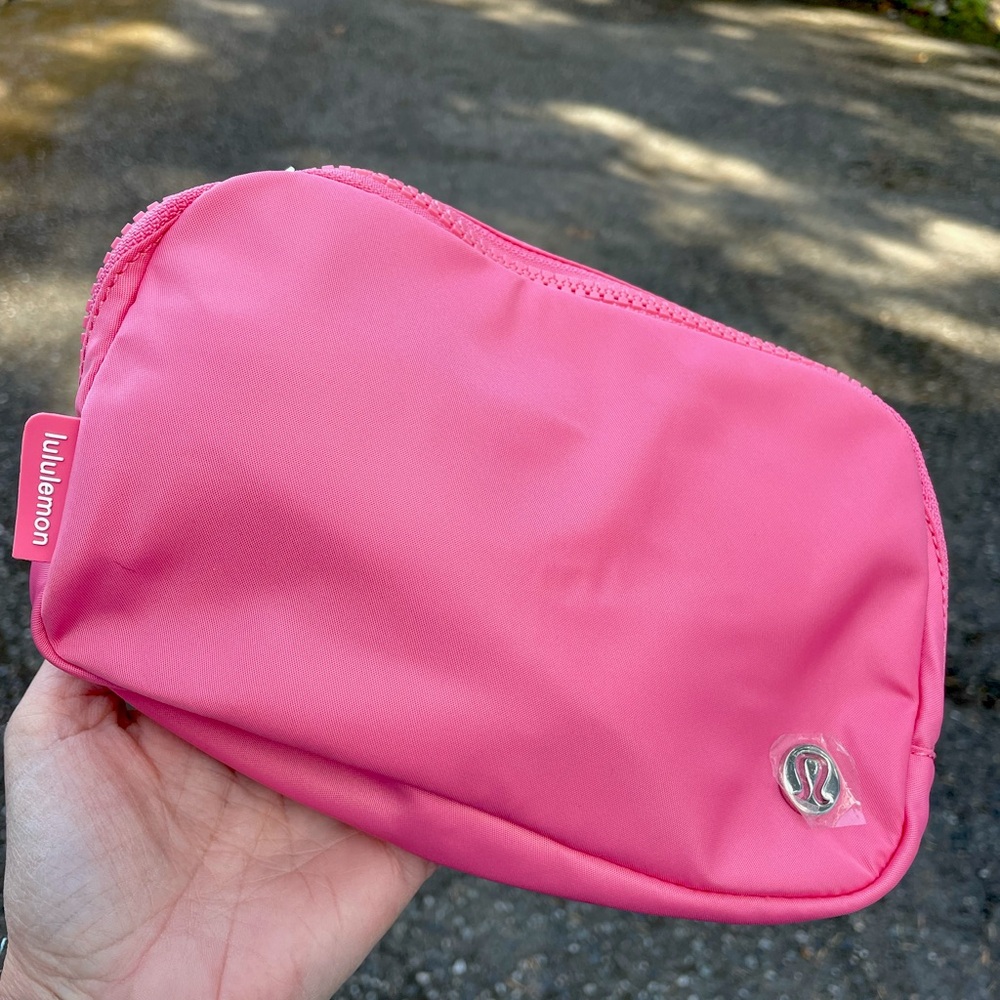 Lululemon brand new everywhere belt bag. Pink